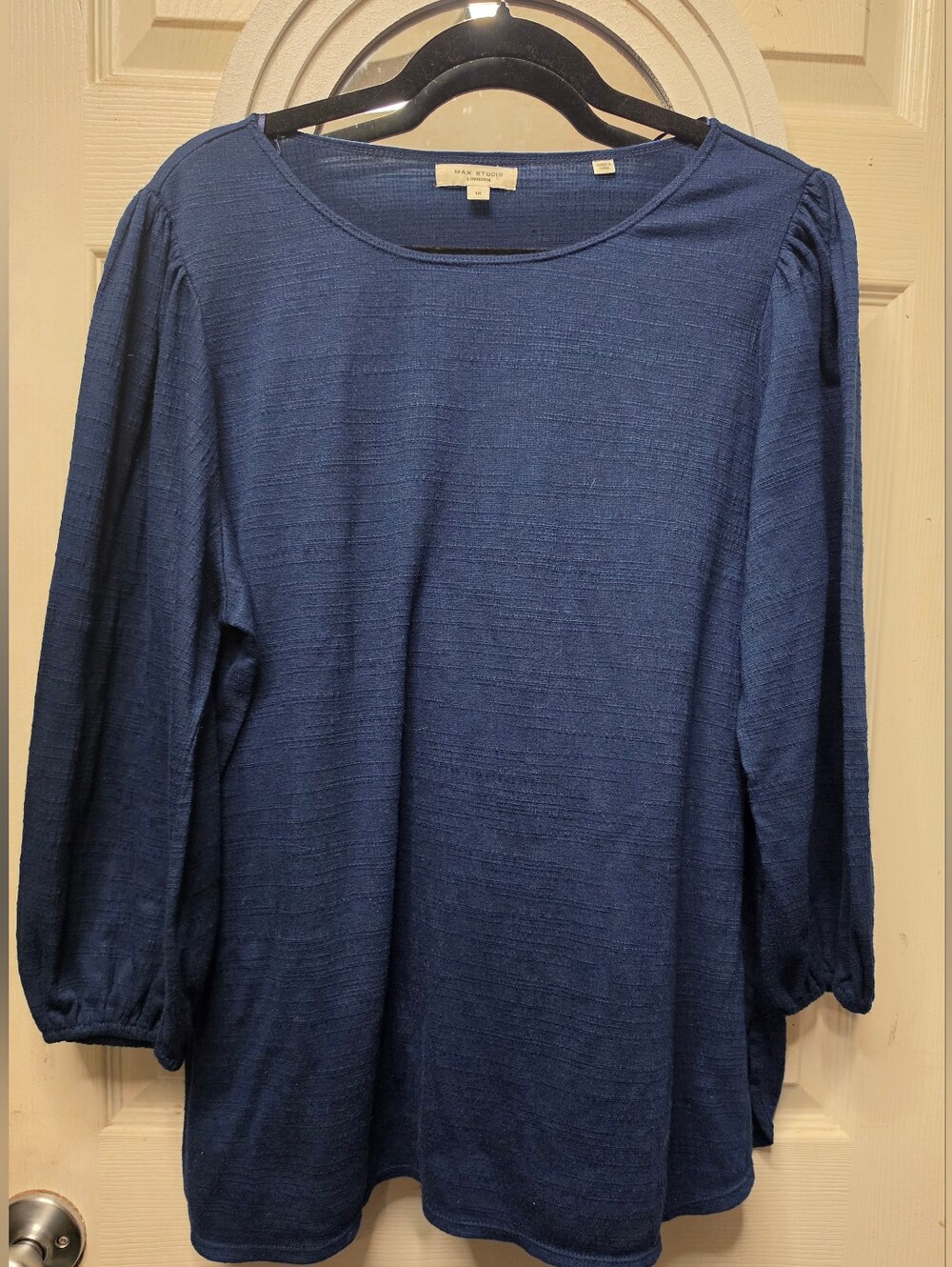Max Studio Navy Long-Sleeve Textured Crewneck Top